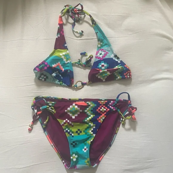 Aztec Print Bikini - Picture 3 of 4